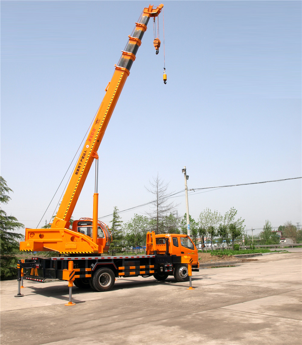 长沙 | 设备租赁 | 出租汽车、随车吊等 | 提供起重机